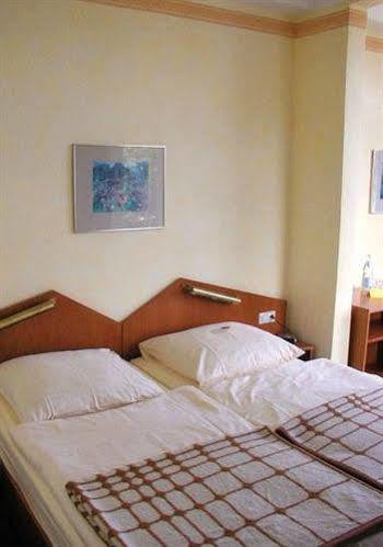 See Schlosshotel Am Kellersee Eutin Eksteriør bilde